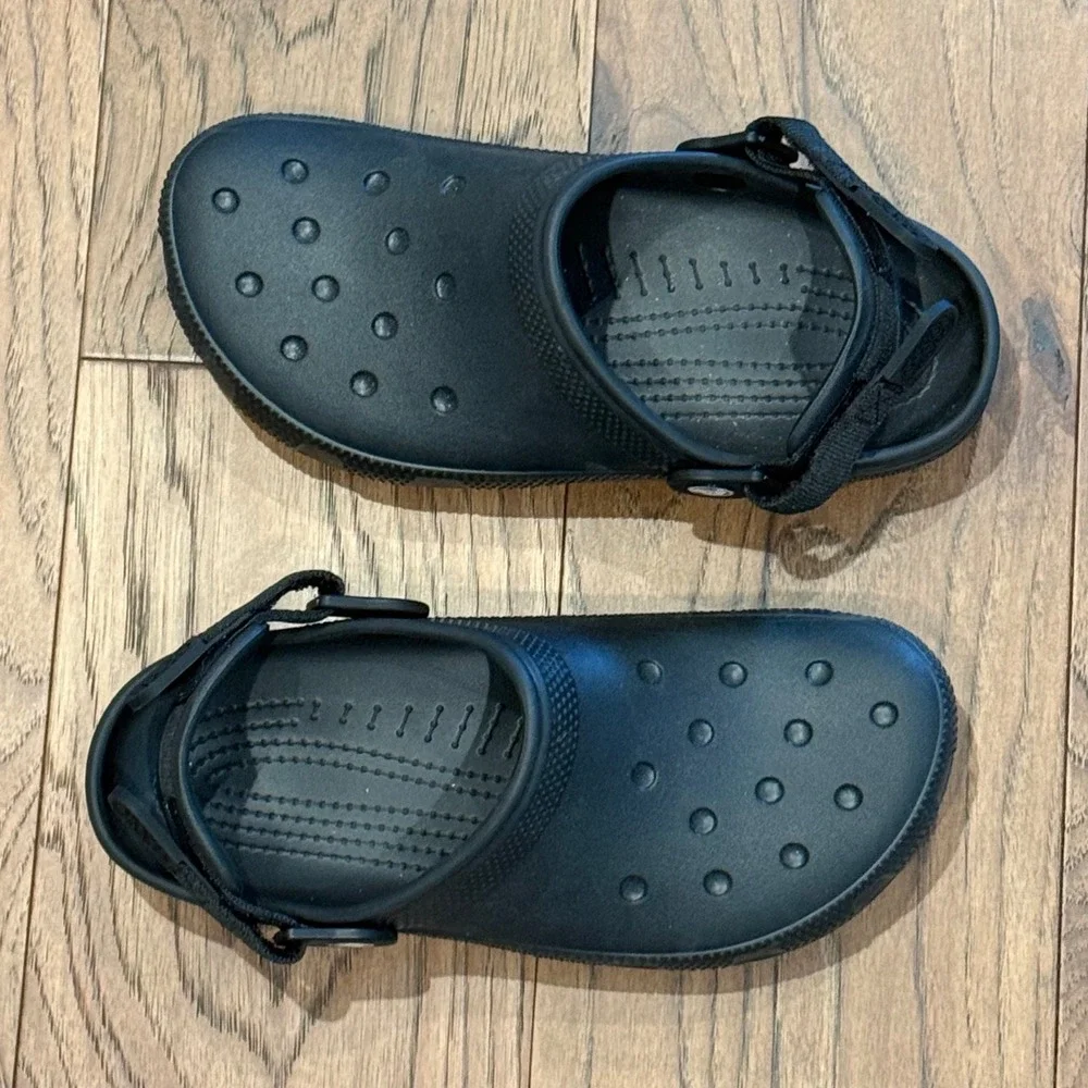 Crocs Classic All-Terrain Clogs Black Adjustable Strap Mens 8 Womens 10 206340